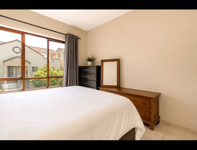 2 BEDROOM APARTMENT FOR SALE IN DOUGLASDALE